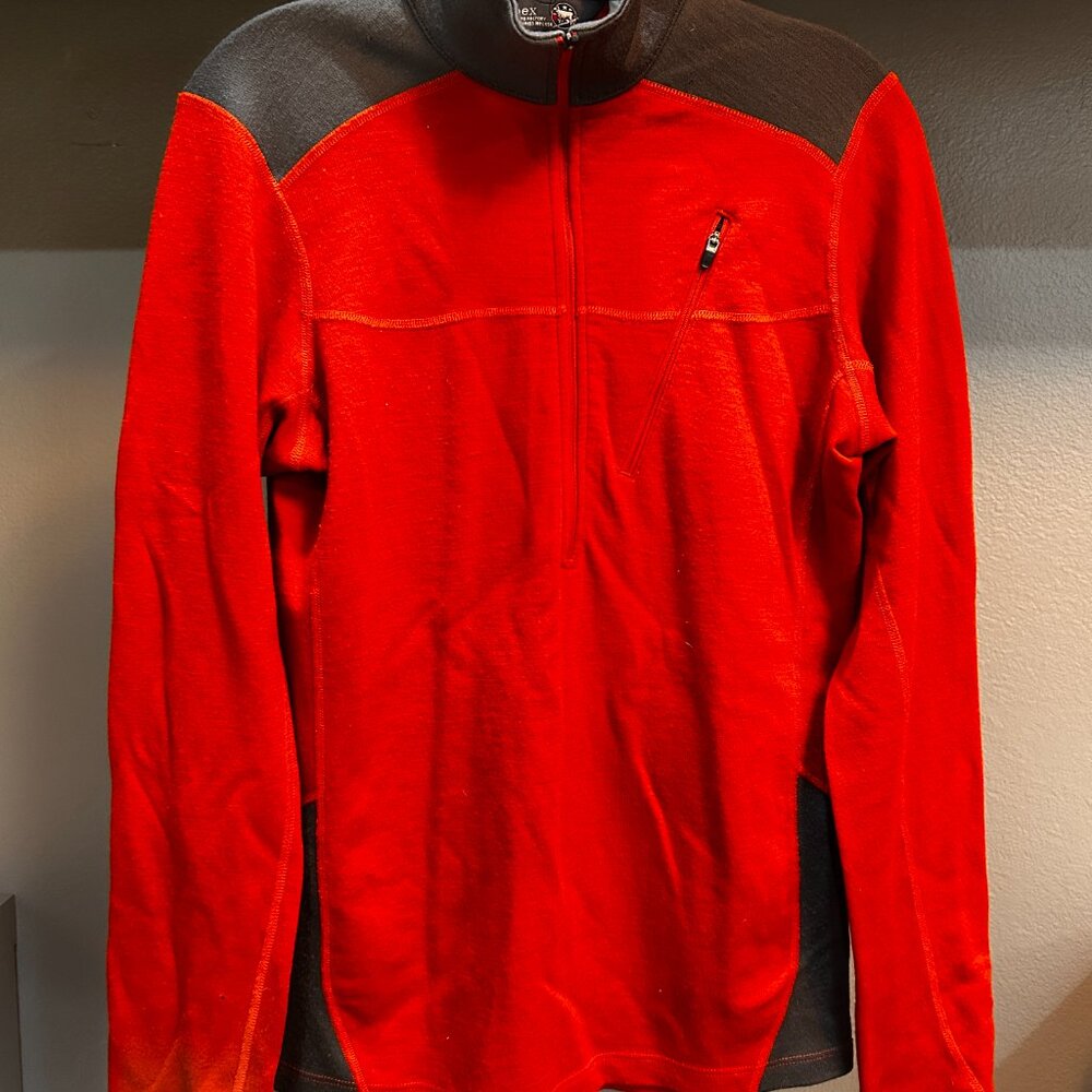 IBEX Wool Base Layer - Picture 2 of 3